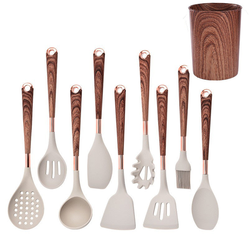 10 Pieces of North European style kitchen ware with wooden handle